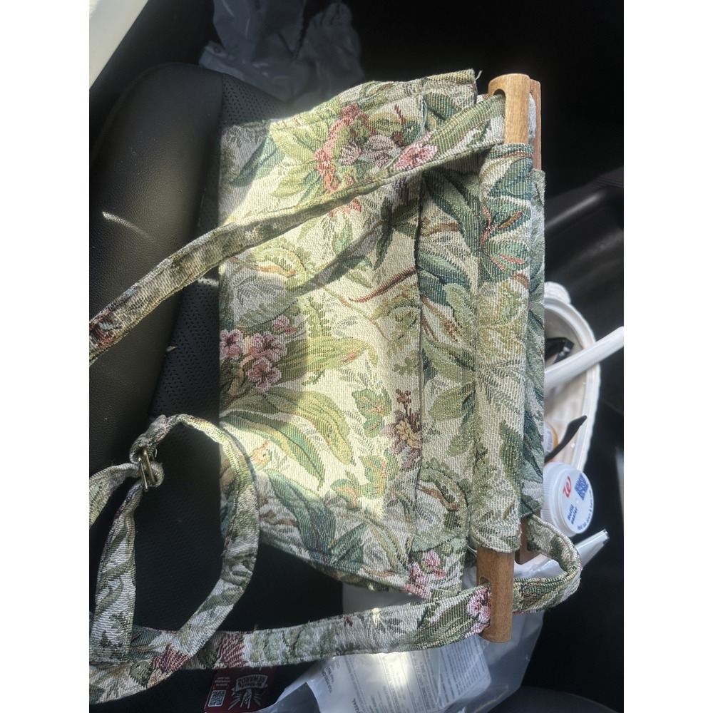Vintage Tapestry Floral Wood Handle Woven Handbag Purse Womens 90's